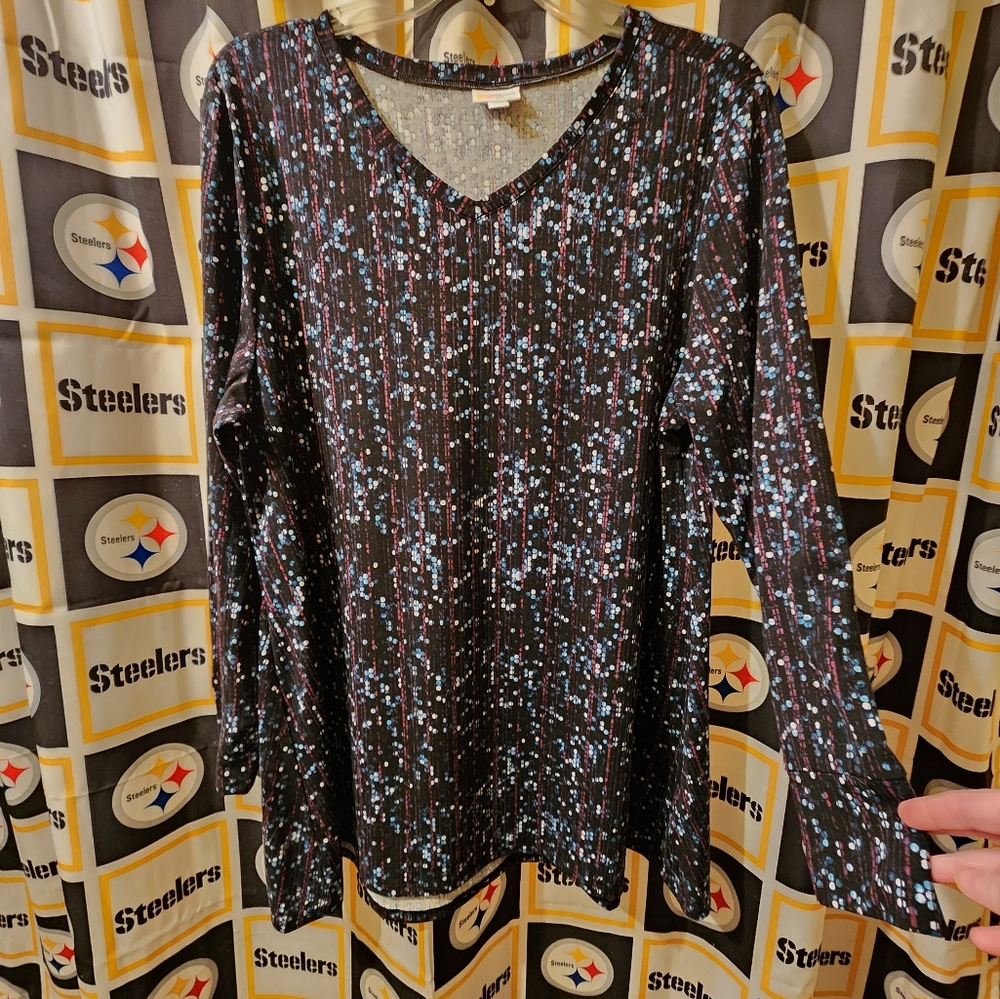 NWOT, 2xl long sleeve top from lularoe